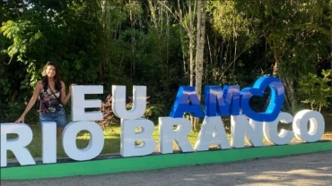 AVENTURA EM DOBRO: CAIAQUE + TRILHA NA &Aacute;REA DE PROTE&Ccedil;&Atilde;O AMBIENTAL - APA LAGO DO AMAP&Aacute;